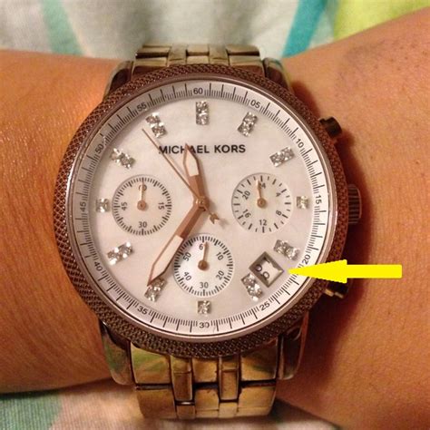 michael kors how to tell if fake watch|how to spot a Michael Kors Watch.